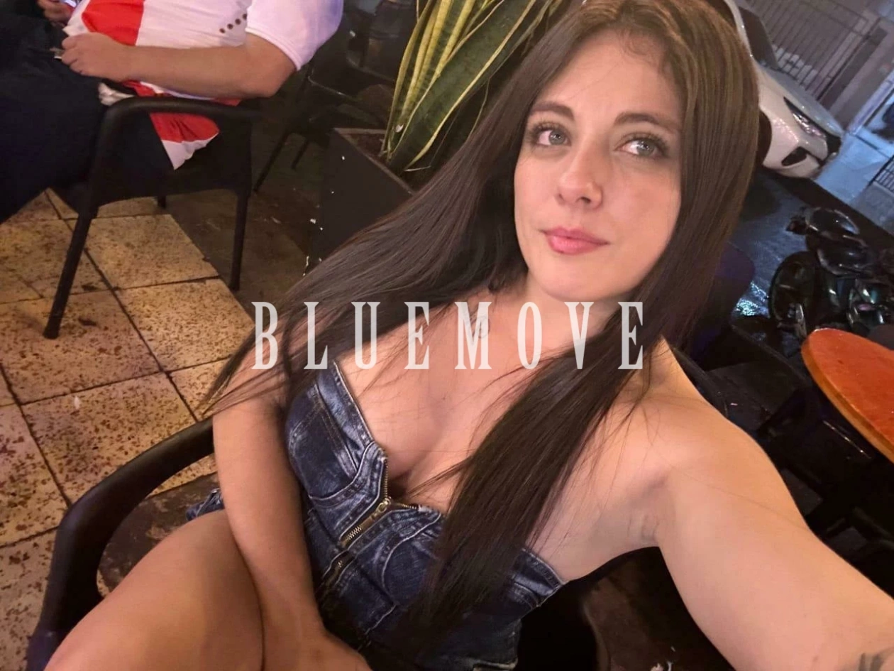 Cenas románticas, Masaje erótico, Masajes sensitivos, Masaje cuerpo a cuerpo, Masajes a domicilio, Fantasías y disfraces, Masajes a hoteles, Salir de fiesta: escorts em Valencia