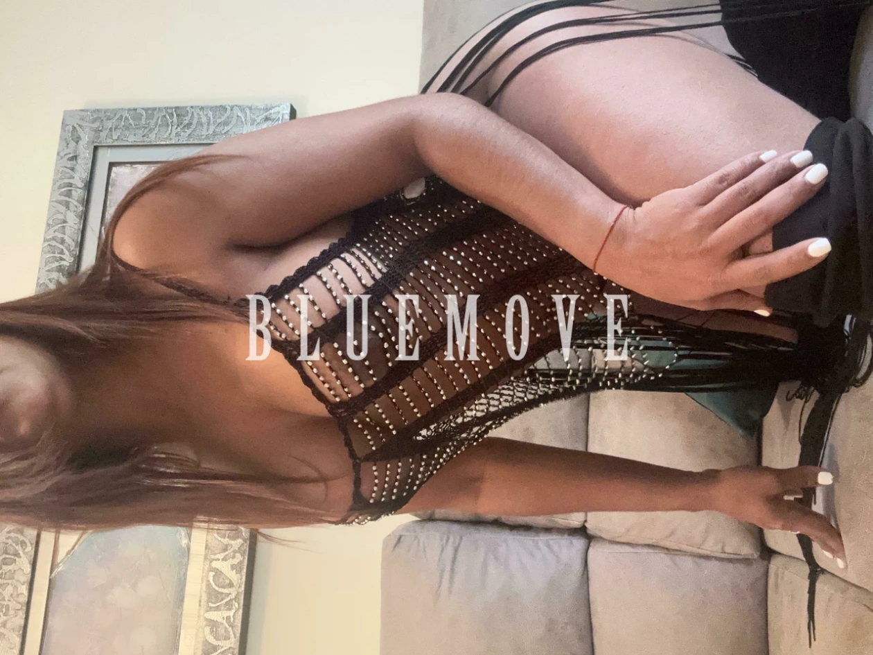 Mia, escorts em Madrid