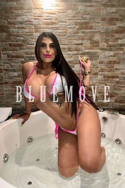 Katalina, Travesti en Madrid 643739006