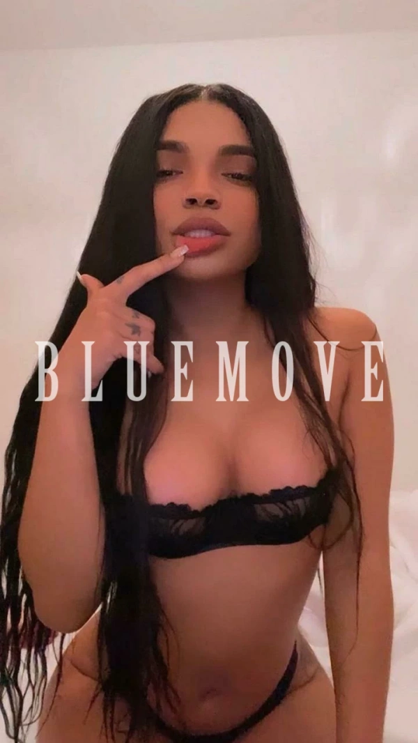 Morena Flaca, 20 años, en Sevilla