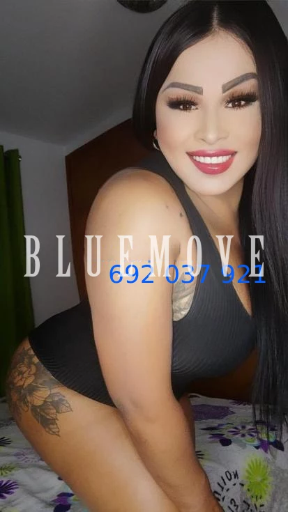 Chloe, 20 años, en Sevilla