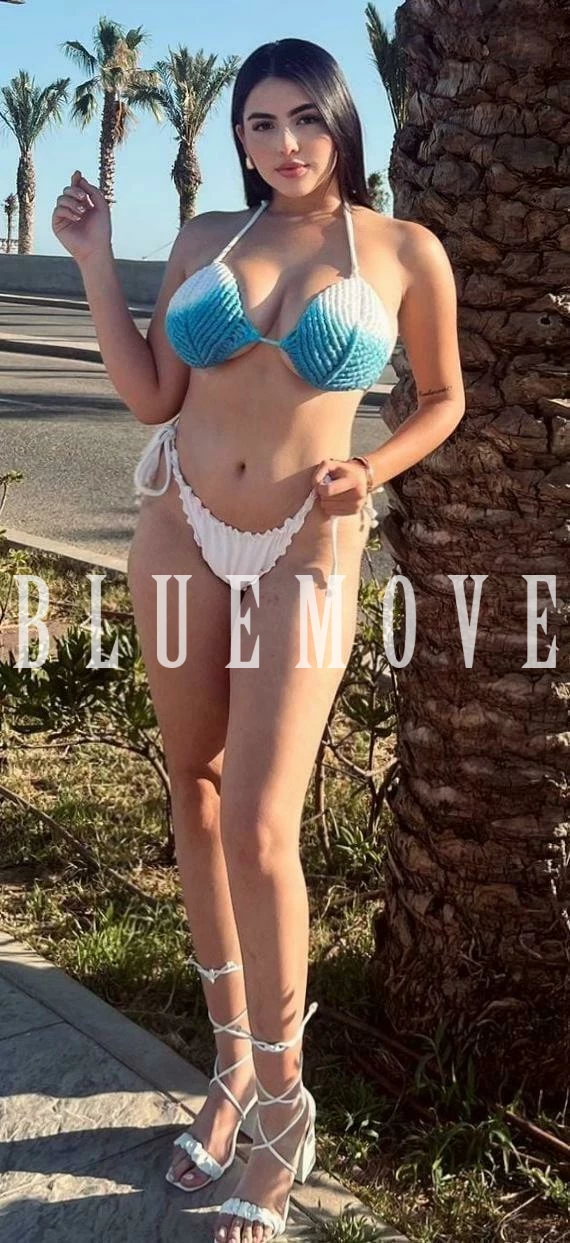 Carolina, 23 años, en Ibiza