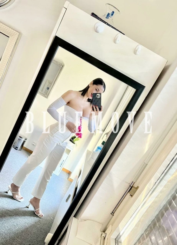 Abril, 20 años, en Palma de Mallorca
