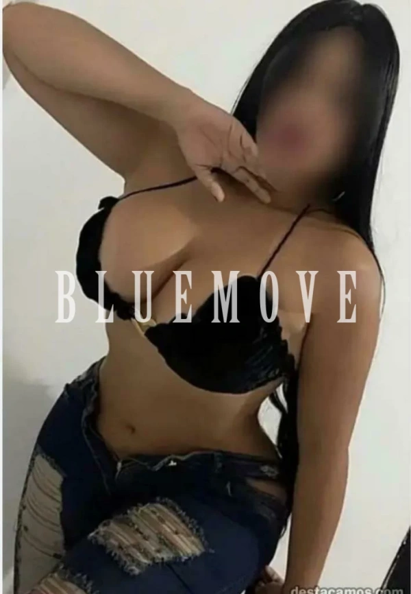 Morenita, 20 años, en Barcelona