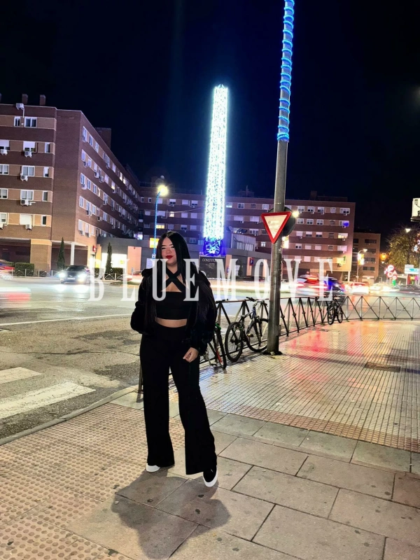 Anthonella, 20 años, en Barcelona – foto 4
