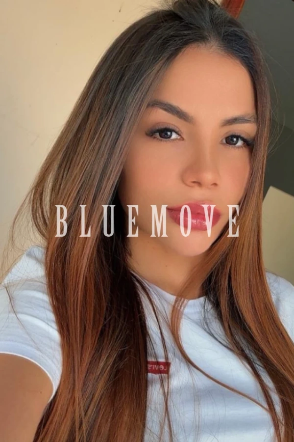 Alice, 23 años, en Madrid