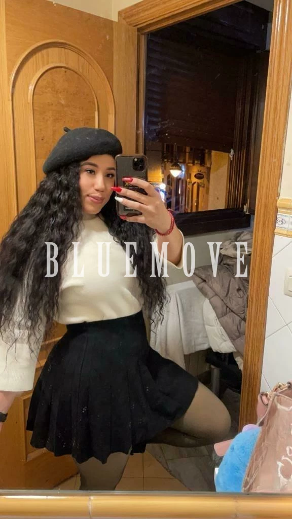 Celeste, 20 años, en Murcia