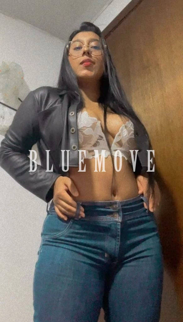 Morenita Hermos, 20 años, en Girona