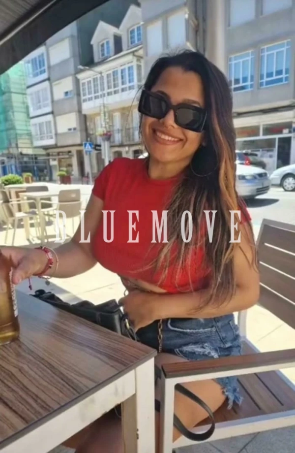 Marcela, 30 años, en Vigo