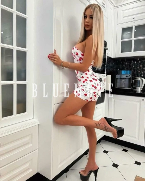 Barbie, 23 años, en Pamplona – foto 2