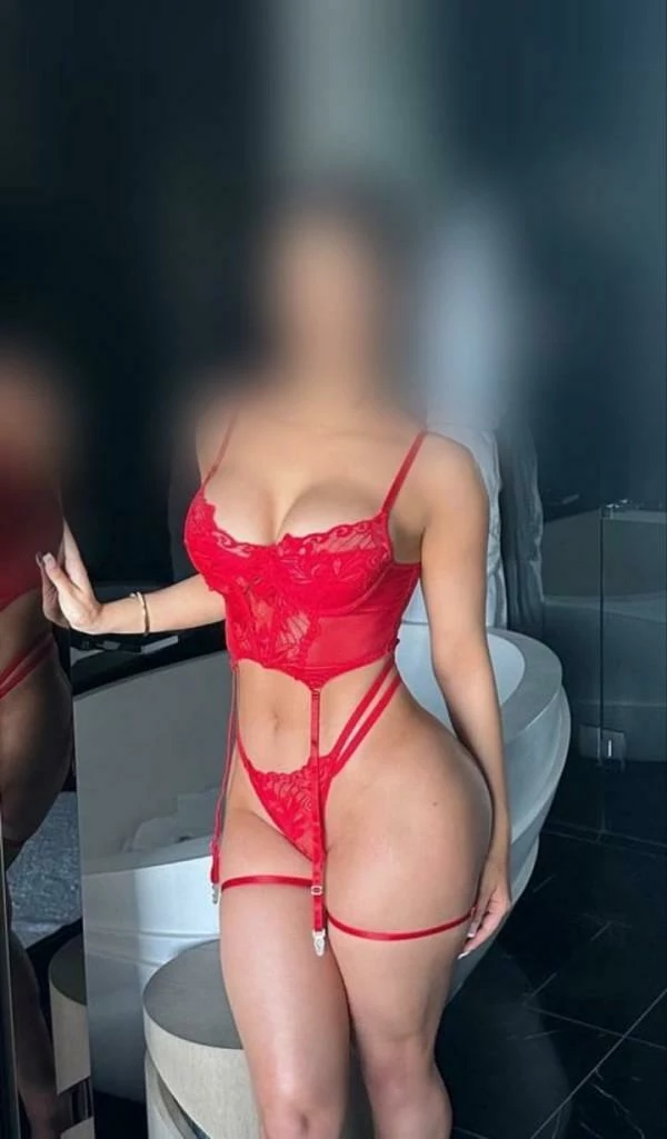 Sofía, 28 años, en Pamplona
