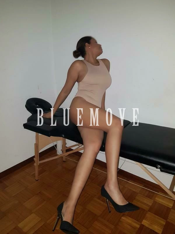 Lili, 50 años, en Ferrol