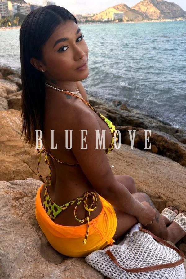 Thaísa, 21 años, en Alicante
