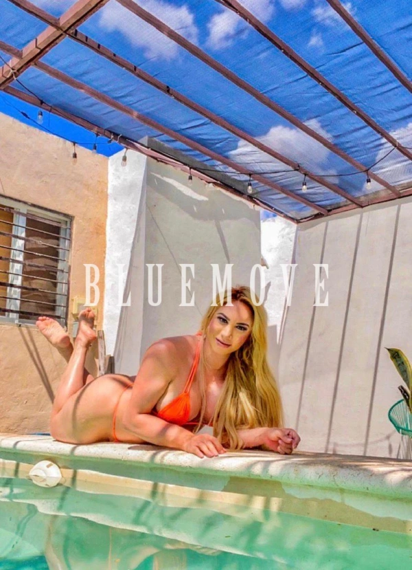 Luana, 29 años, en Marbella
