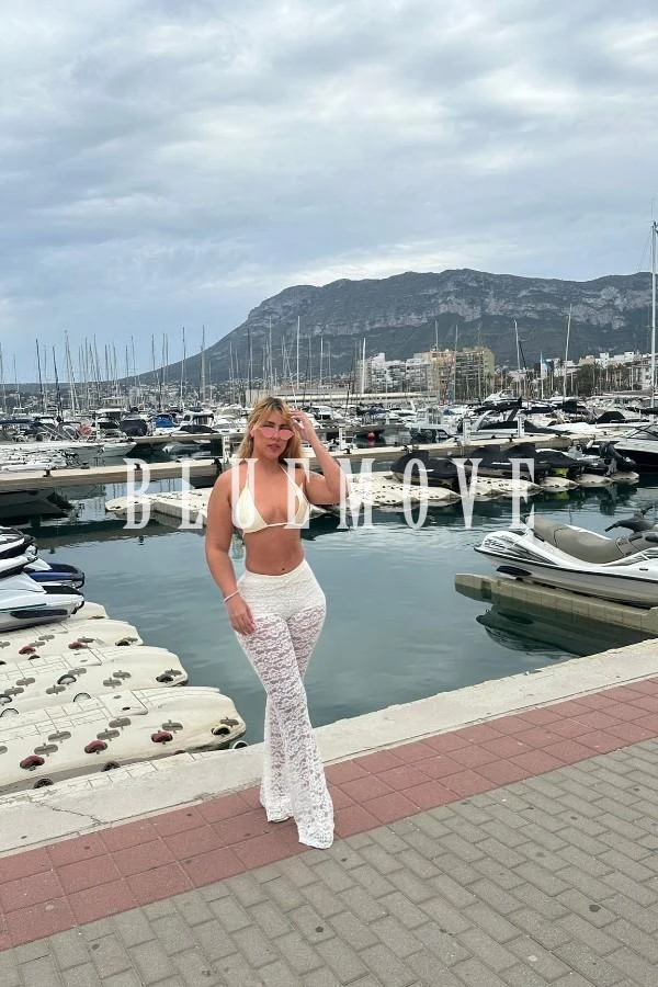 Sophia, 25 años, en Alicante