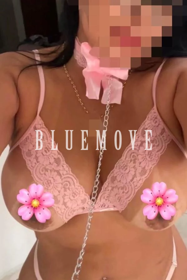 Perla, 46 años, en Madrid