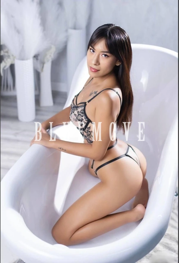 Luna Cariño, 20 años, en Barcelona – foto 2