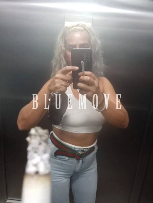 Andra Cozma, 39 años, en Valencia – foto 4