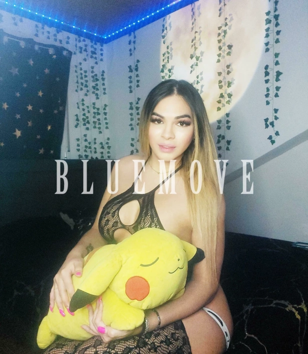 Medusa, una escort travesti venezolana de 29 añ