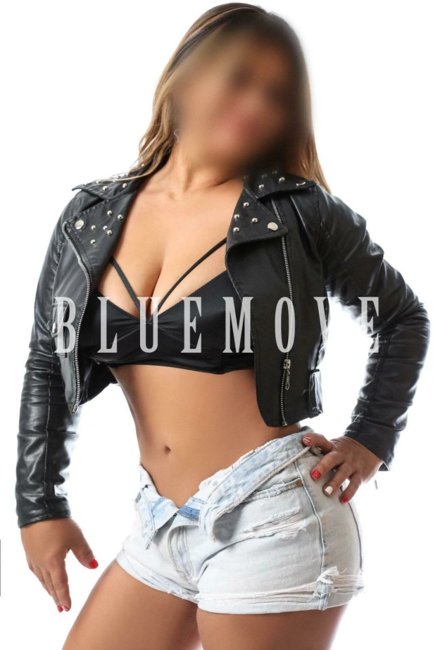 Cenas románticas, Viajes, Salidas a eventos, Salir de fiesta, Girlfriend experience, Masaje cuerpo a cuerpo, Masajes sensitivos, Masajes a domicilio, Masajes a hoteles, Fantasías y disfraces, Masaje erótico: escorts em Madrid