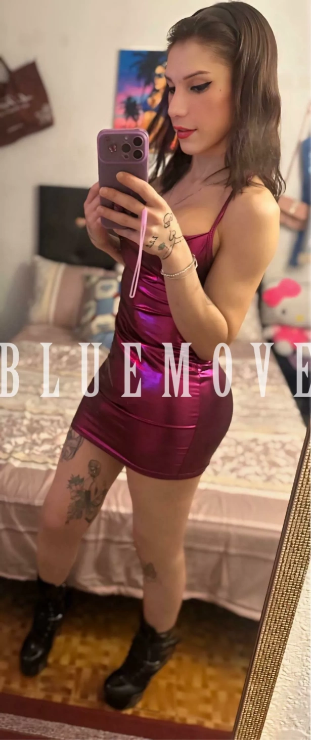 Cenas románticas, Viajes, Salidas a eventos, Salir de fiesta, Girlfriend experience, Masaje cuerpo a cuerpo, Masajes sensitivos, Masajes a domicilio, Masajes a hoteles, Fantasías y disfraces, Masaje erótico: travesti em Barcelona