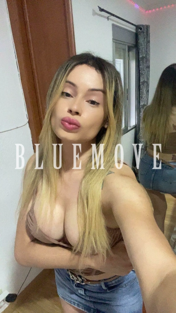 Cenas románticas, Viajes, Salidas a eventos, Salir de fiesta, Girlfriend experience, Masaje cuerpo a cuerpo, Masajes a domicilio, Masajes a hoteles, Fantasías y disfraces, Masaje erótico: travesti em Alicante
