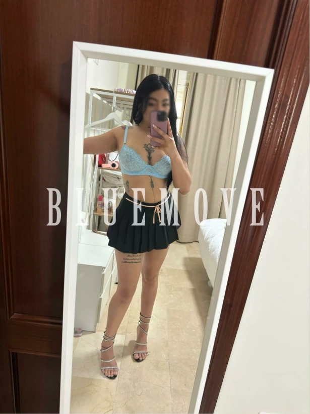 Masaje erótico, Masajes sensitivos, Masaje cuerpo a cuerpo, Masajes a domicilio, Fantasías y disfraces, Masajes a hoteles: escorts em Barcelona
