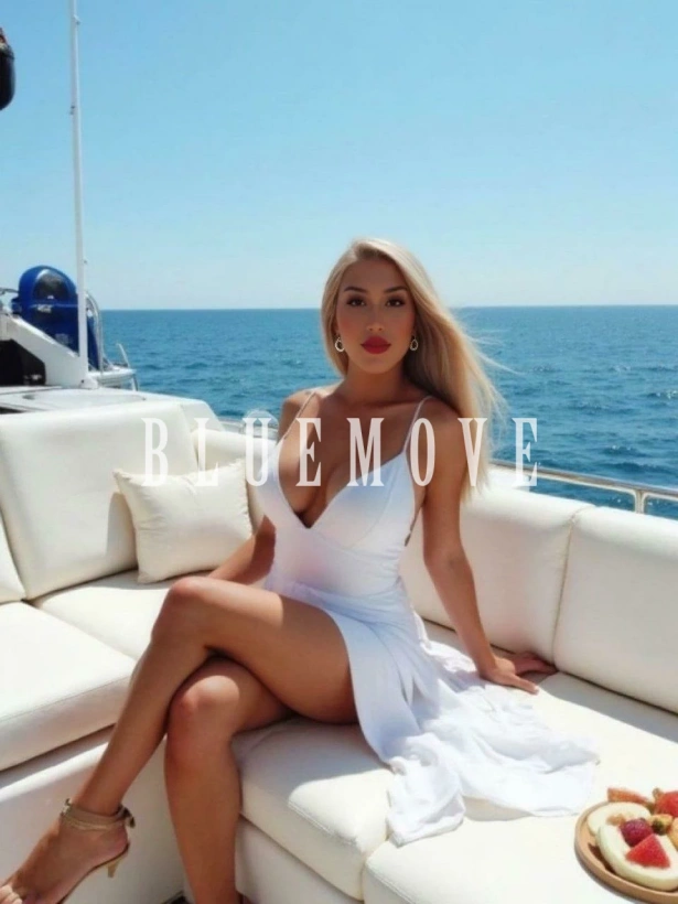 Cenas románticas, Viajes, Salidas a eventos, Salir de fiesta, Masaje cuerpo a cuerpo, Masajes sensitivos, Masajes a domicilio, Masajes a hoteles, Fantasías y disfraces, Masaje erótico: travesti em Barcelona