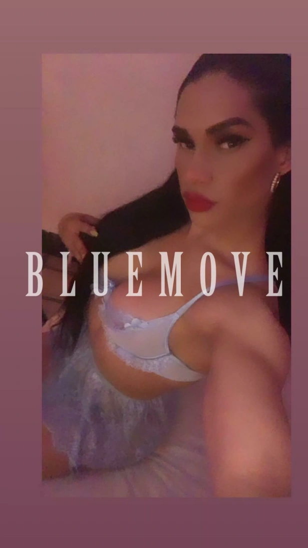 Angelica xxl, XL, una escort travesti venezolana de 22