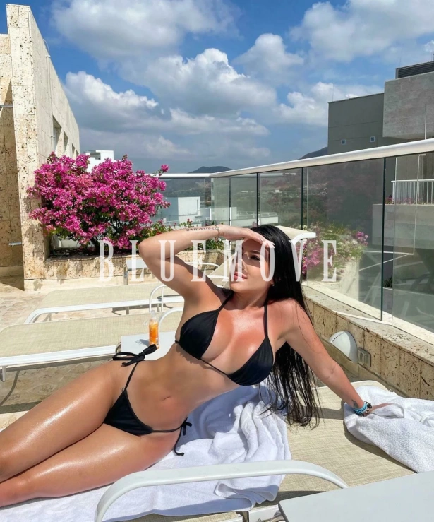 Sara milan, escorts em Madrid