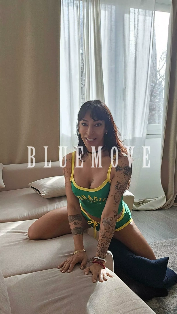 Cenas románticas, Viajes, Salidas a eventos, Salir de fiesta, Masaje cuerpo a cuerpo, Masajes a domicilio, Masajes a hoteles, Masaje erótico: travesti em Barcelona