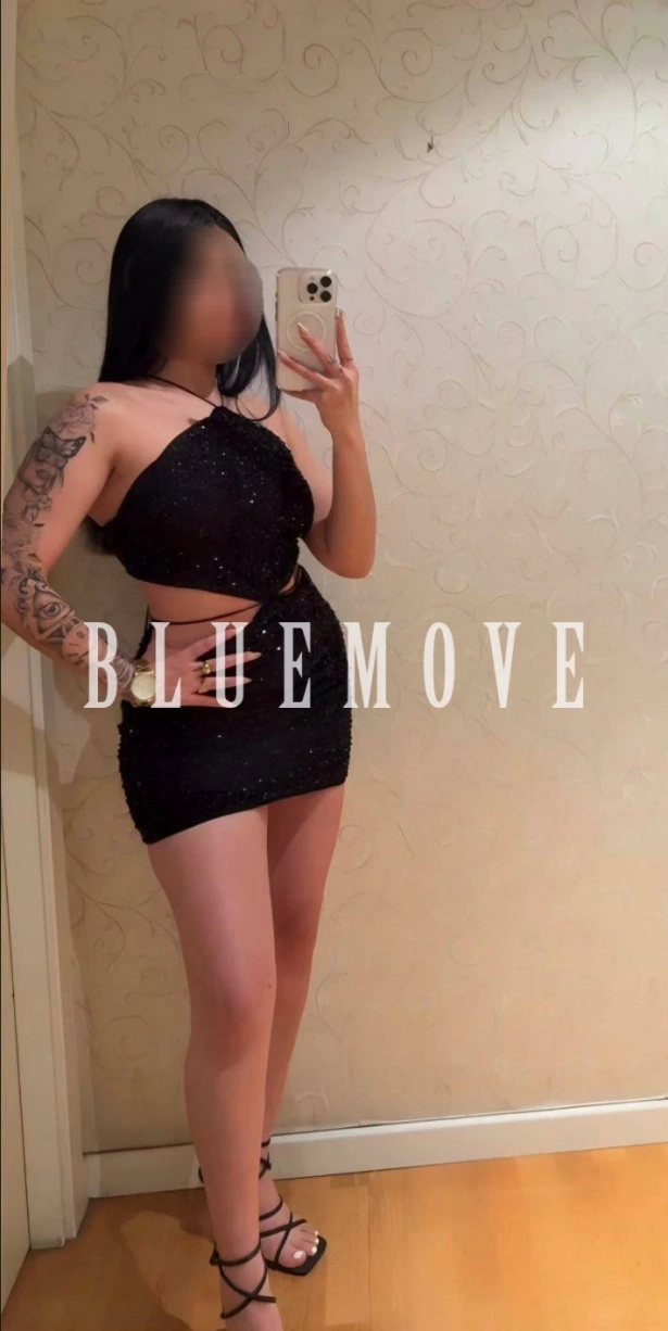 Cenas románticas, Salidas a eventos, Salir de fiesta, Masaje cuerpo a cuerpo, Masajes sensitivos, Masajes a domicilio, Masajes a hoteles, Fantasías y disfraces, Masaje erótico: escorts em Palma de Mallorca