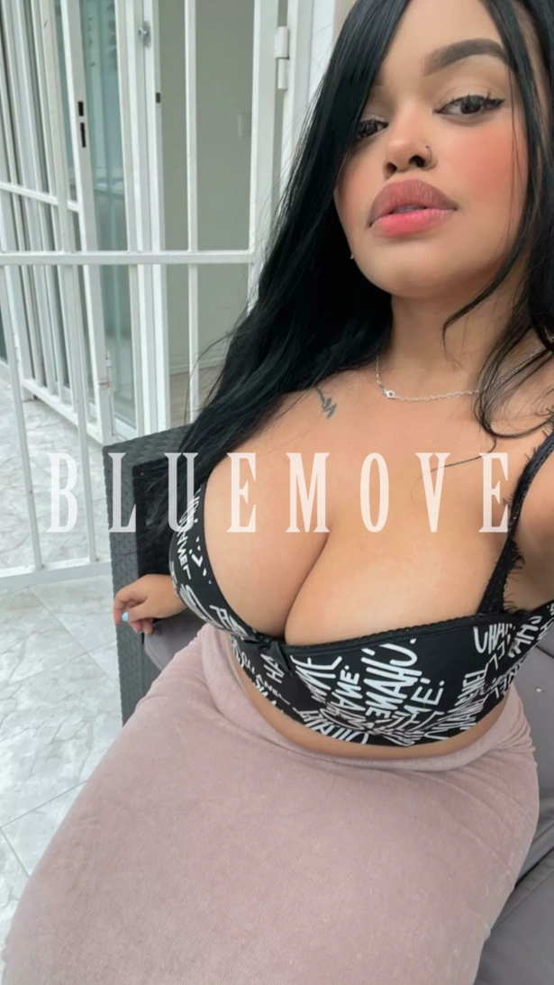 Sara, ara, una escort venezolana de 24 años q
