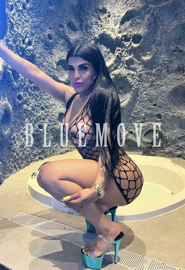 Katalina, travestis em Madrid