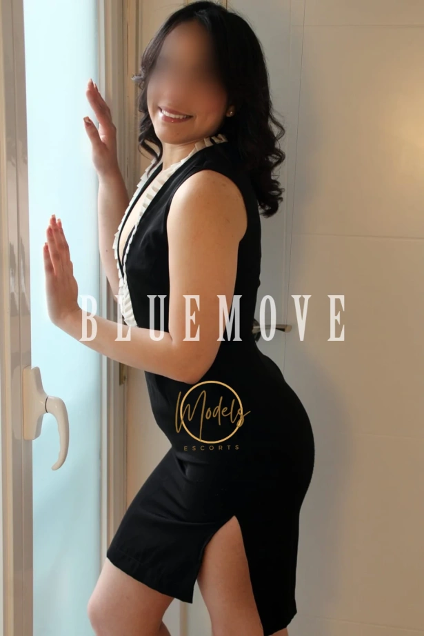 Cenas románticas, Viajes, Salidas a eventos, Salir de fiesta, Girlfriend experience, Masaje cuerpo a cuerpo, Masajes sensitivos, Masajes a domicilio, Masajes a hoteles, Fantasías y disfraces, Masaje erótico: escorts em Madrid