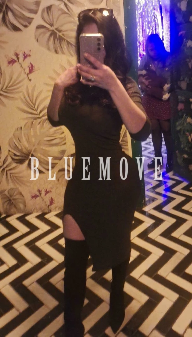 Cenas románticas, Salidas a eventos, Salir de fiesta, Girlfriend experience, Masaje cuerpo a cuerpo, Masajes sensitivos, Fantasías y disfraces, Masaje erótico: escorts em Madrid