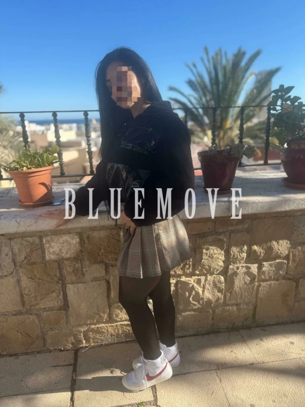 Cenas románticas, Girlfriend experience, Masaje cuerpo a cuerpo, Masajes sensitivos, Fantasías y disfraces, Masaje erótico: escorts em Alicante