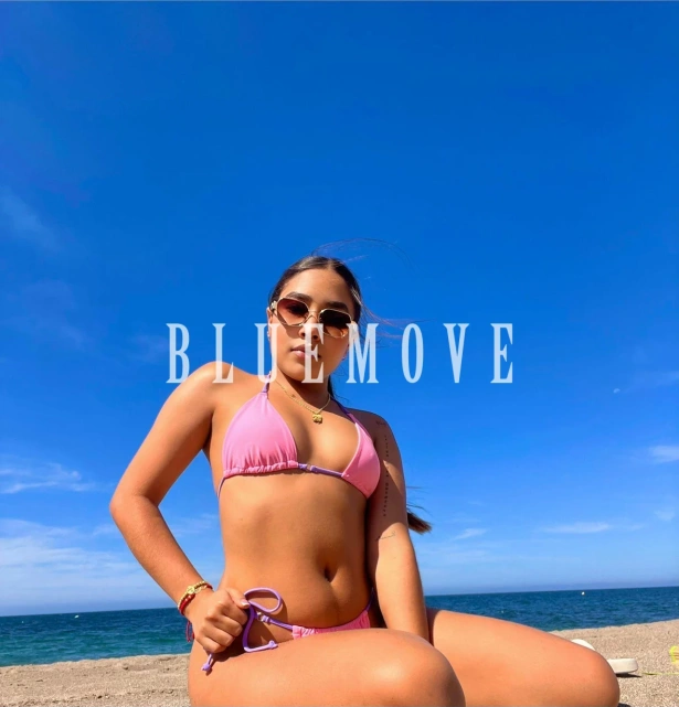 Cenas románticas, Masaje erótico, Viajes, Masajes sensitivos, Girlfriend experience, Salidas a eventos, Masaje cuerpo a cuerpo, Masajes a domicilio, Fantasías y disfraces, Masajes a hoteles, Salir de fiesta: escorts em Madrid