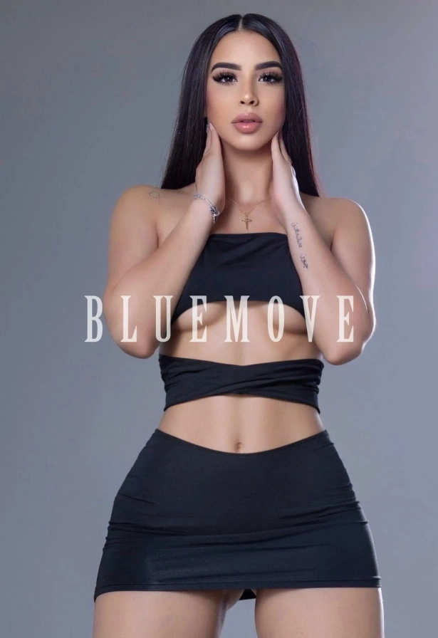Cenas románticas, Masaje erótico, Masajes sensitivos, Girlfriend experience, Salidas a eventos, Masaje cuerpo a cuerpo, Masajes a domicilio, Fantasías y disfraces, Masajes a hoteles, Salir de fiesta: escorts em Barcelona