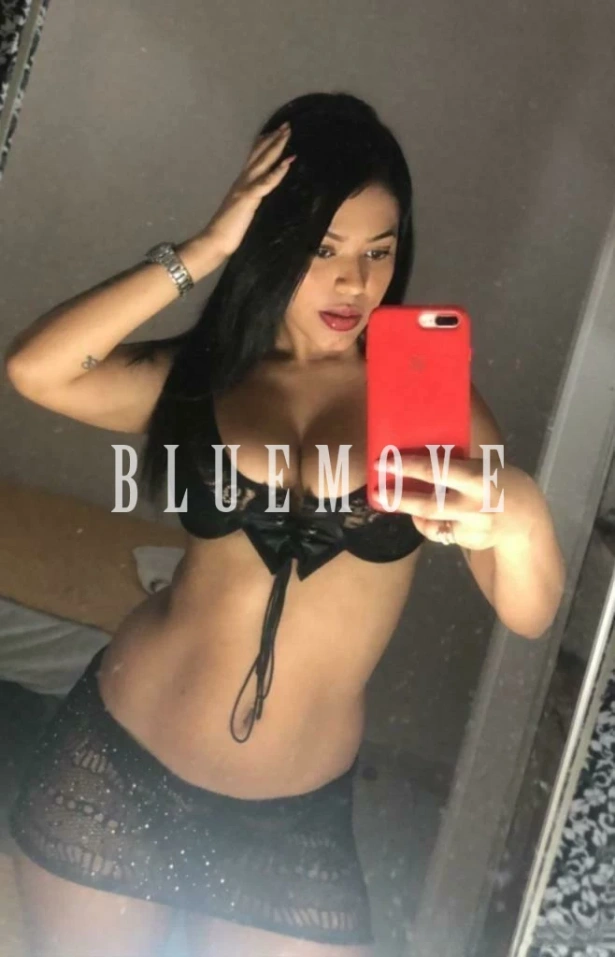 Fantasías y disfraces, Masaje cuerpo a cuerpo: escorts em Arona