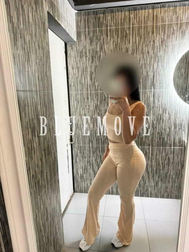 Masaje cuerpo a cuerpo, Masajes sensitivos: escorts em Arona