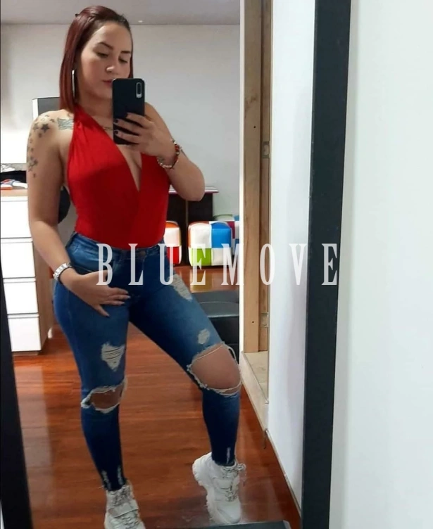 Cenas románticas, Masaje erótico, Masajes sensitivos, Salidas a eventos, Masaje cuerpo a cuerpo, Masajes a domicilio, Fantasías y disfraces, Masajes a hoteles, Salir de fiesta: escorts em Valencia