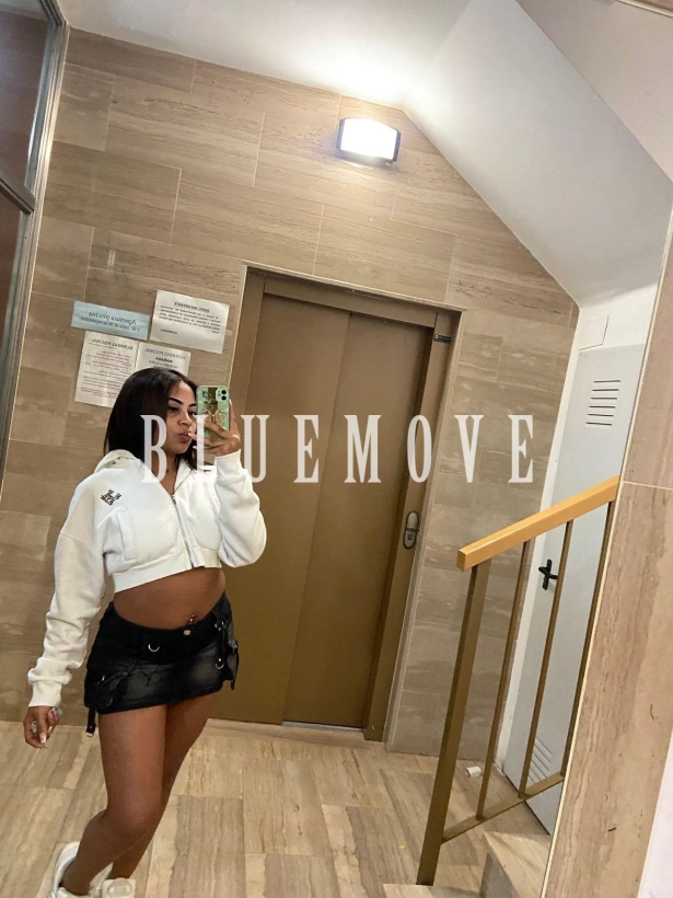 Cenas románticas, Salir de fiesta, Masaje cuerpo a cuerpo, Masajes sensitivos, Masajes a domicilio, Masajes a hoteles, Masaje erótico: escorts em Valencia