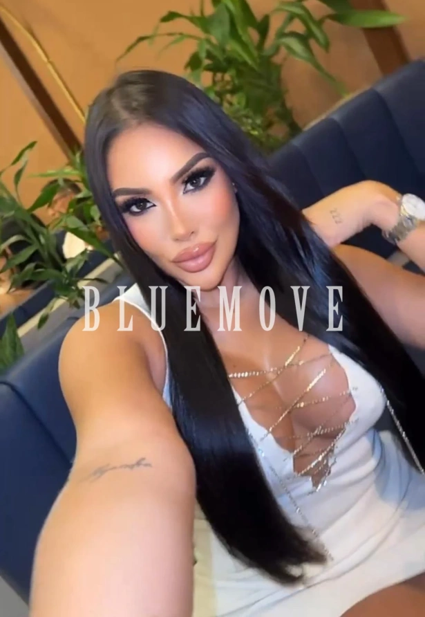 Cenas románticas, Masaje erótico, Masajes sensitivos, Girlfriend experience, Salidas a eventos, Masaje cuerpo a cuerpo, Masajes a domicilio, Fantasías y disfraces, Masajes a hoteles, Salir de fiesta: escorts em Barcelona
