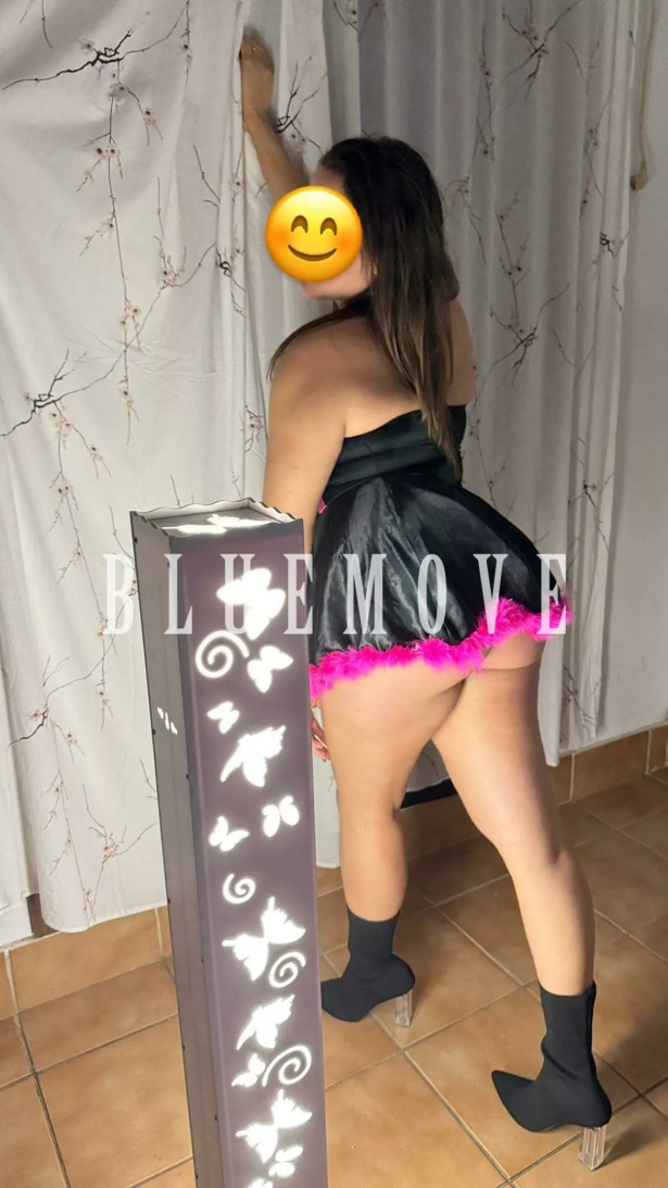 Cenas románticas, Salidas a eventos, Salir de fiesta, Masaje cuerpo a cuerpo, Masajes sensitivos, Masajes a domicilio, Masajes a hoteles, Fantasías y disfraces, Masaje erótico: escorts em Sevilla