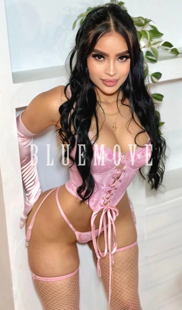 Cenas románticas, Salidas a eventos, Salir de fiesta, Girlfriend experience, Masaje cuerpo a cuerpo, Masajes sensitivos, Masajes a domicilio, Masajes a hoteles, Fantasías y disfraces, Masaje erótico: escorts em Barcelona