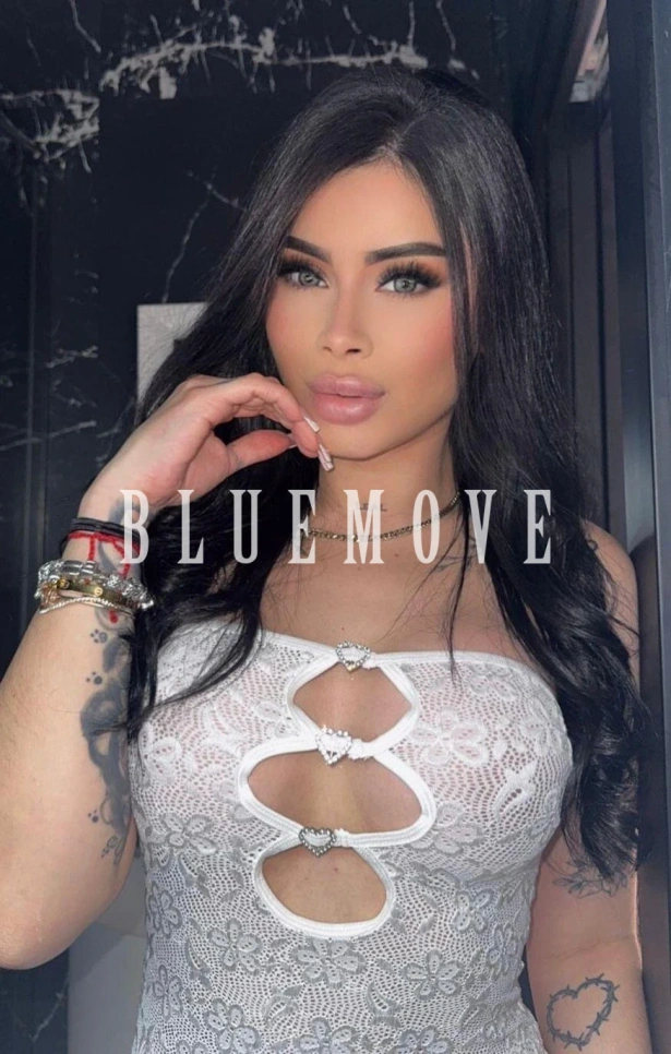 Natasha, é y soy una escort colombiana de 