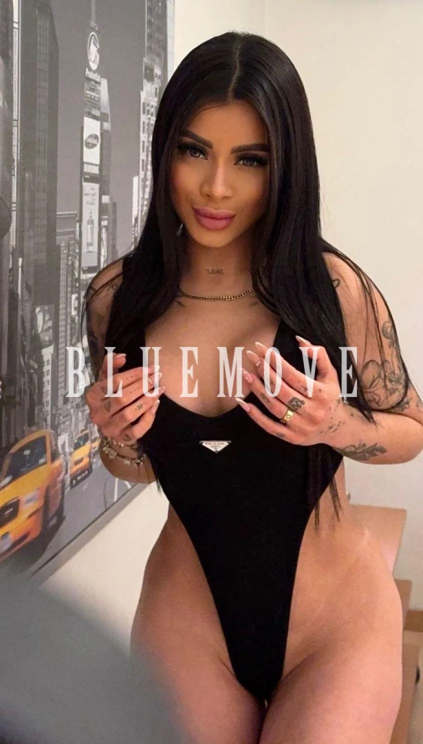 Cenas románticas, Salidas a eventos, Salir de fiesta, Girlfriend experience, Masaje cuerpo a cuerpo, Masajes sensitivos, Masajes a domicilio, Masajes a hoteles, Fantasías y disfraces, Masaje erótico: escorts em Barcelona