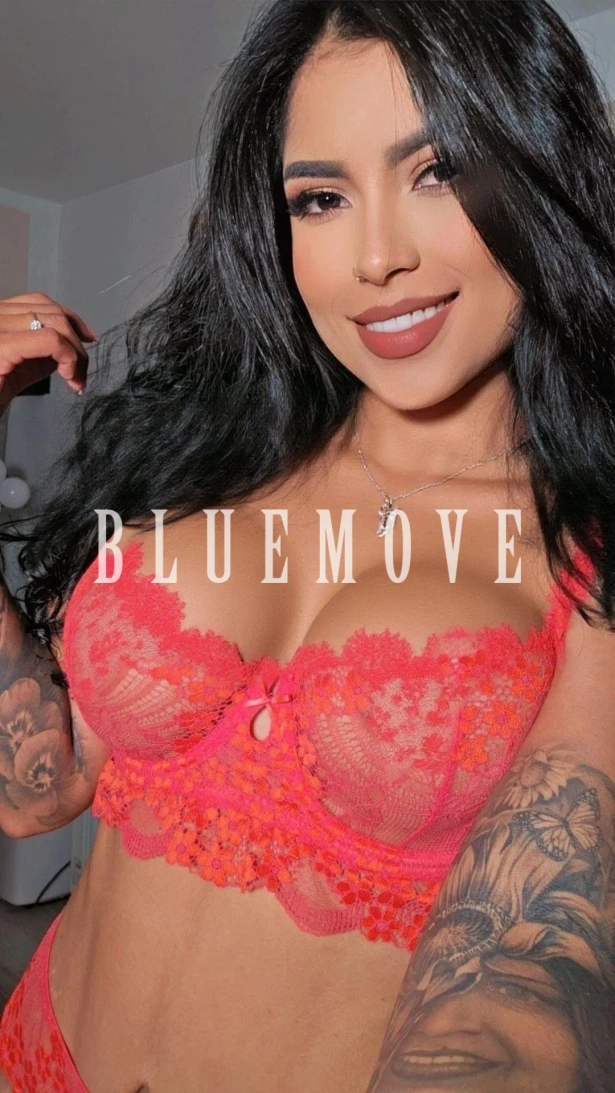 Cenas románticas, Masaje erótico, Masajes sensitivos, Girlfriend experience, Salidas a eventos, Masaje cuerpo a cuerpo, Masajes a domicilio, Fantasías y disfraces, Masajes a hoteles, Salir de fiesta: escorts em Barcelona