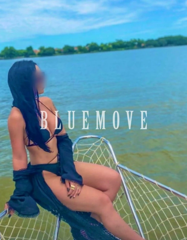 Alice,  y soy una escort brasileña de 26 años